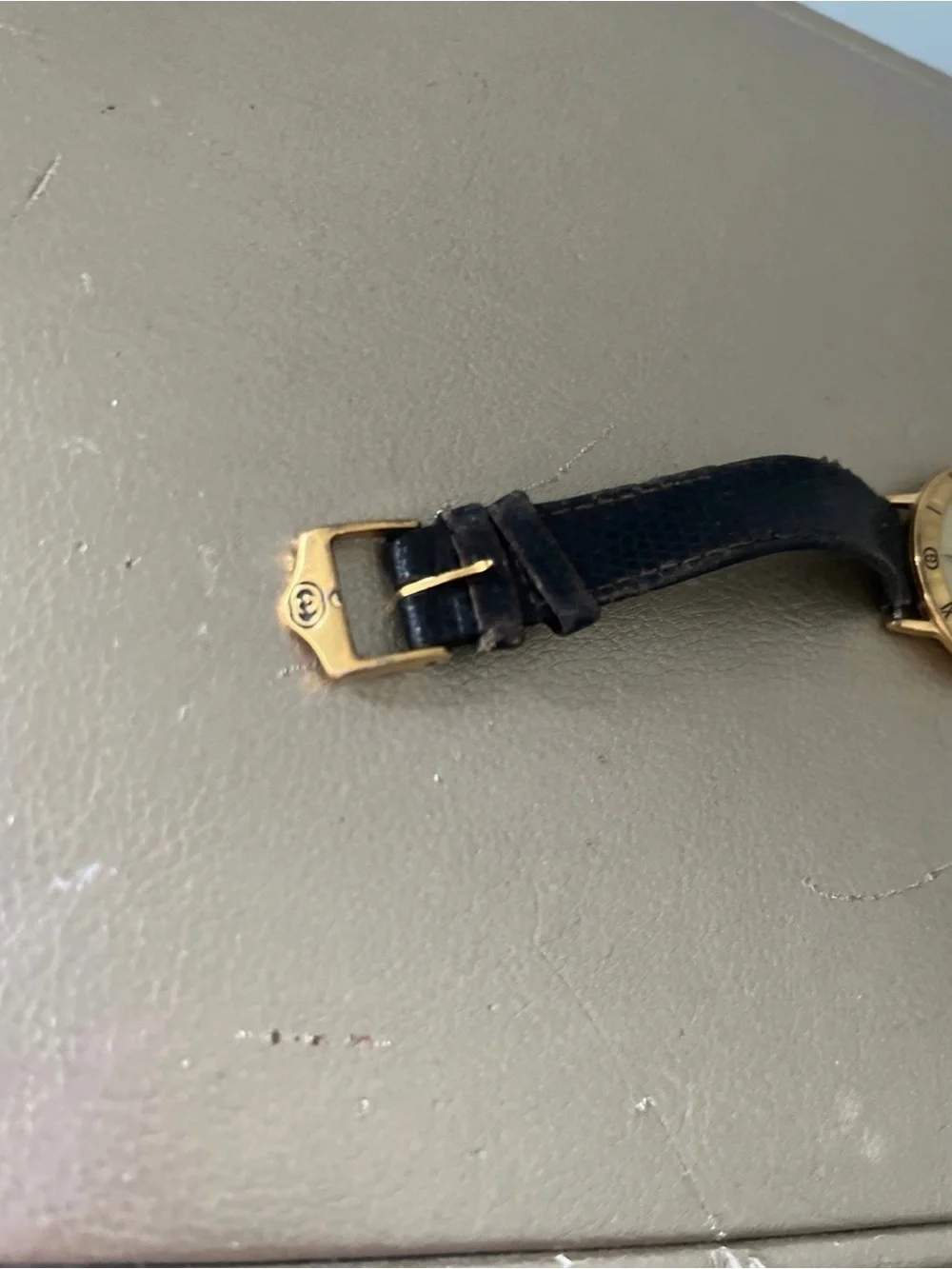 Gucci Gold and Brown Leather Classic Roman Numeral Watch
